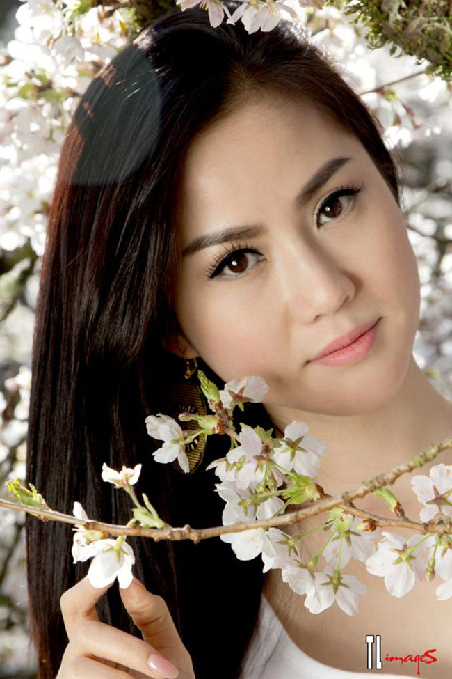 ‘Soi’ nhan sắc Hoa hậu Việt bị bắt tại Mỹ