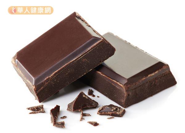 吃巧克力雖能暫時舒緩經期不適，卻容易在血糖降低之後產生更不舒服的感覺。