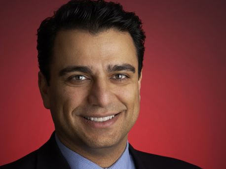 <b>Omid Kordestani</b> - Google_confirms_that_a_buy-d00eec8a083a2d62ce550bdaf65eaf9a