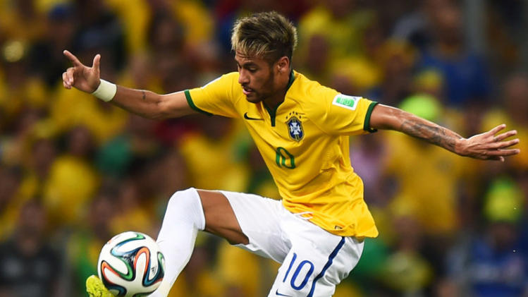 Brazil v Colombia Neymar of Brazil controls t_3168116.jpg  footbal in brazil