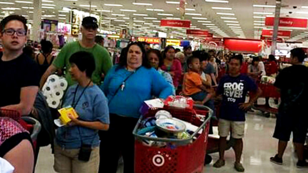 Target computer glitch prompts long checkout lines | Watch the video ...