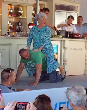 Paula Deen says she's 'back in the saddle'