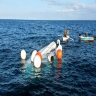 Αγαθονήσι: Παραλίγο τραγωδία με μετανάστες - Η βάρκα έβαλε νερά...