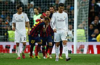 Dani Alves: Cristiano Ronaldo Tak Pantas Dapat Penalti