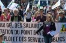 Plusieurs milliers de fonctionnaires défilent à Paris et en province pour leurs salaires