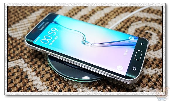 一擺即充超帥氣 !! Samsung Galaxy S6 / S6 edge 原廠無線充電板 無線充電