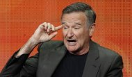 Foto de archivo del actor Robin Williams hablando en un panel en Beverly Hills, California. Jul 29, 2013. El actor Robin Williams fue encontrado muerto el lunes en su hogar en el norte de California, tras un aparente suicidio, dijo la Comisaría del Condado de Marin. REUTERS/Mario Anzuoni