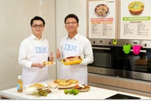 IBM主管親自下廚製作超級電腦華生所推薦的料理。（圖／IBM提供）