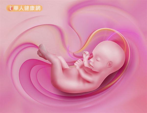 大部分先天性橫膈膜疝氣可以在產前被檢查出來，但也有約10％是在出生後因心臟、呼吸和腸胃症狀而確診。