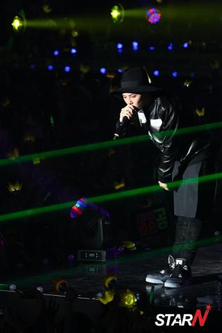 美國Billboard對G-Dragon「KCON 2014」舞臺讚不絕口