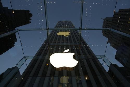Apple to Begin Producing New, Bigger iPhones Next Month, Report Says