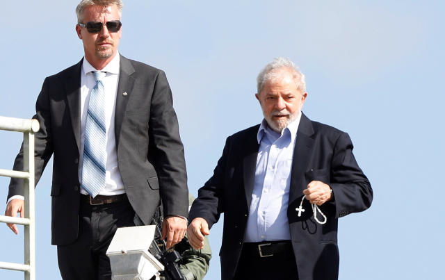 Brazil's former President Luiz Inacio Lula da Silva arrives at the headquarters where he is serving a prison sentence, after attending the funeral of his 7-year-old grandson, in Curitiba, Brazil March 2, 2019. REUTERS/Rodolfo Buhrer