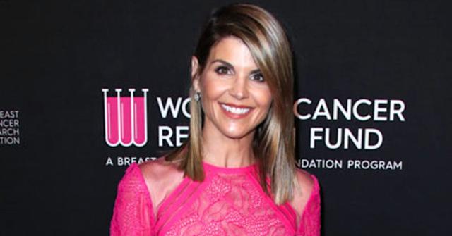 Lori Loughlin didn't think what she's accused of doing to get her daughters into college was illegal, a source said. (Photo: SIPA USA/PA Images)